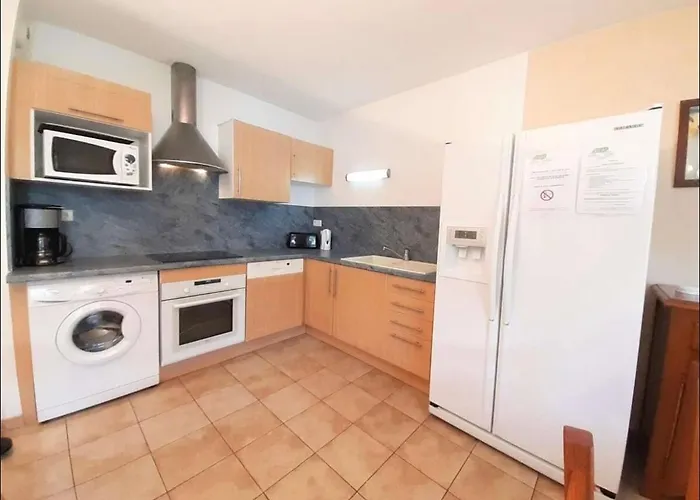 Magnifique Au Coeur Du Village - Aster * Сен-Лари-Сулан